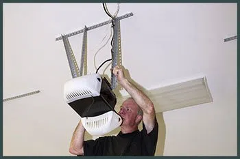 Two Guys Garage Doors Fort Worth, TX 817-984-4160 - serv-cont-open-gr-43m